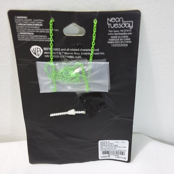 Beetlejuice Glow In The Dark Necklace, New With Tag - Picture 2 of 2